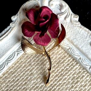 VTG Cerrito Red Rose Brooch Pin